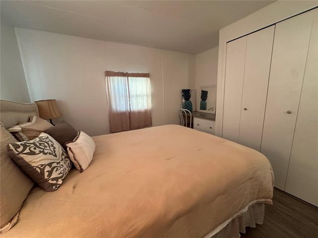 5409 HOLIDAY PARK BOULEVARD, North Port, FL 34287