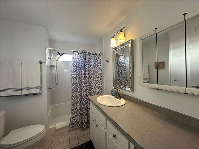 5409 HOLIDAY PARK BOULEVARD, North Port, FL 34287