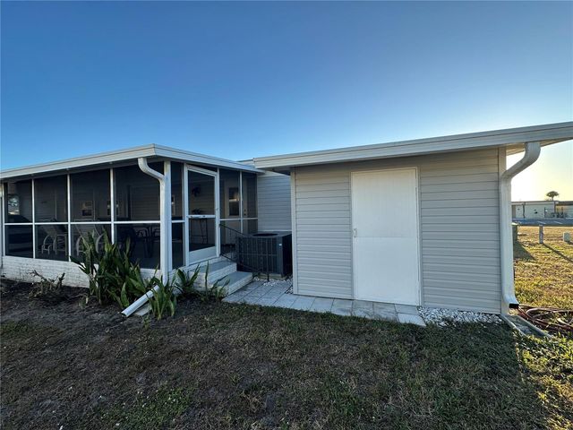 5409 HOLIDAY PARK BOULEVARD, North Port, FL 34287