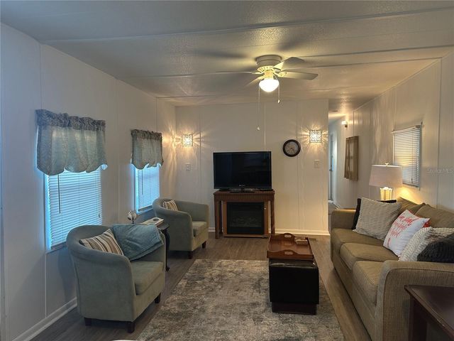 5409 HOLIDAY PARK BOULEVARD, North Port, FL 34287