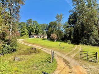 4676 Woodchuck Lane, Lenoir, NC 28645