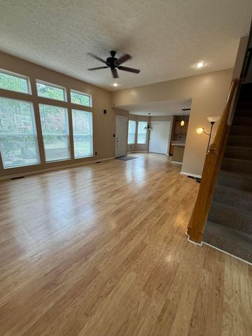 8222 Old Ivory Way, Blacklick, OH 43004