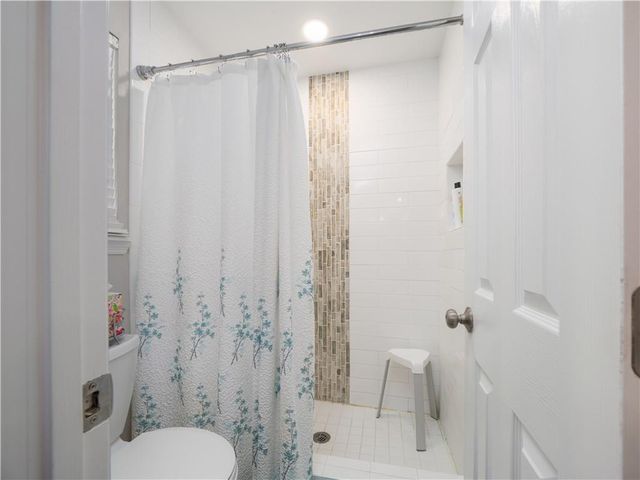 1170 W Shore Drive W, Brunswick, GA 31523