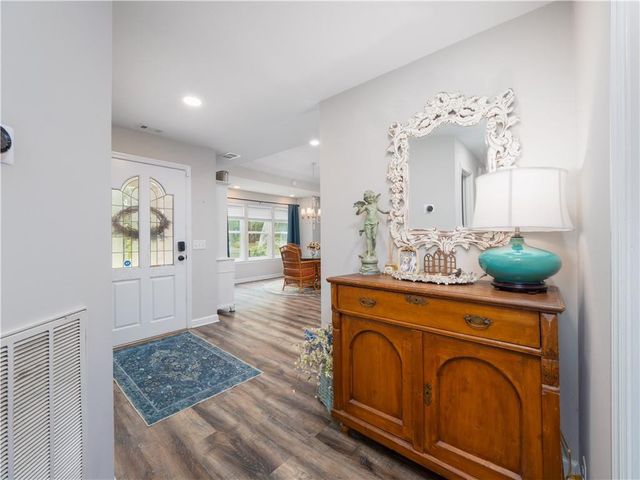 1170 W Shore Drive W, Brunswick, GA 31523