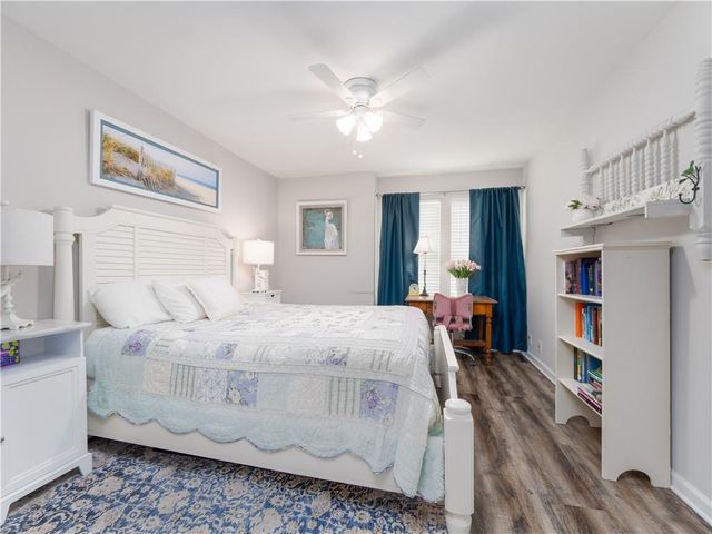 1170 W Shore Drive W, Brunswick, GA 31523