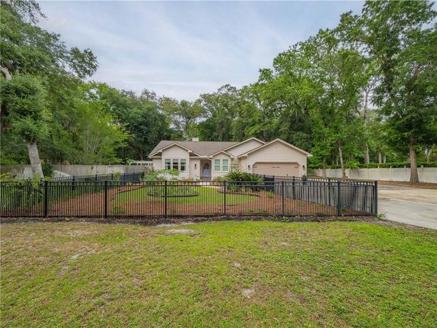 1170 W Shore Drive W, Brunswick, GA 31523