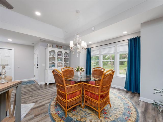 1170 W Shore Drive W, Brunswick, GA 31523