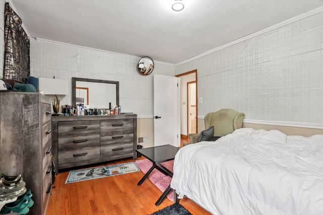 3644 W 82nd Street, Chicago, IL 60652
