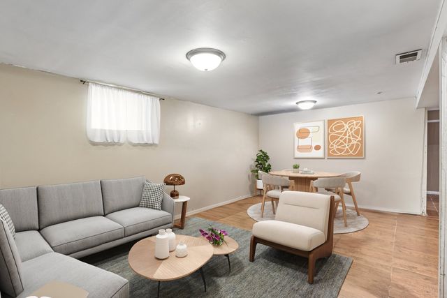 3644 W 82nd Street, Chicago, IL 60652