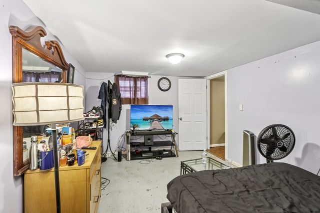 3644 W 82nd Street, Chicago, IL 60652