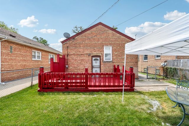 3644 W 82nd Street, Chicago, IL 60652