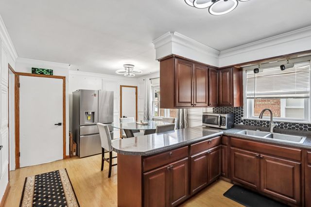 3644 W 82nd Street, Chicago, IL 60652