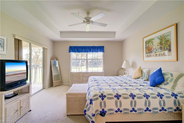 1970 Willow Bend CIR 204, Naples, FL 34109