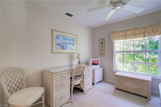 1970 Willow Bend CIR 204, Naples, FL 34109