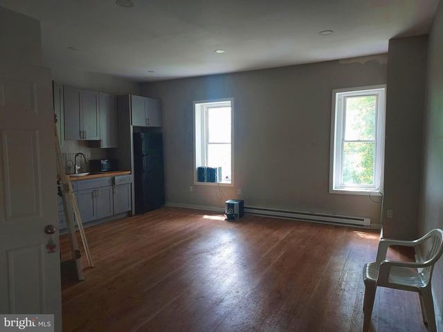 5302 WAYNE AVE, Philadelphia, PA 19144