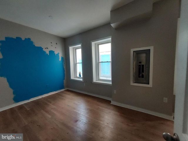 5302 WAYNE AVE, Philadelphia, PA 19144