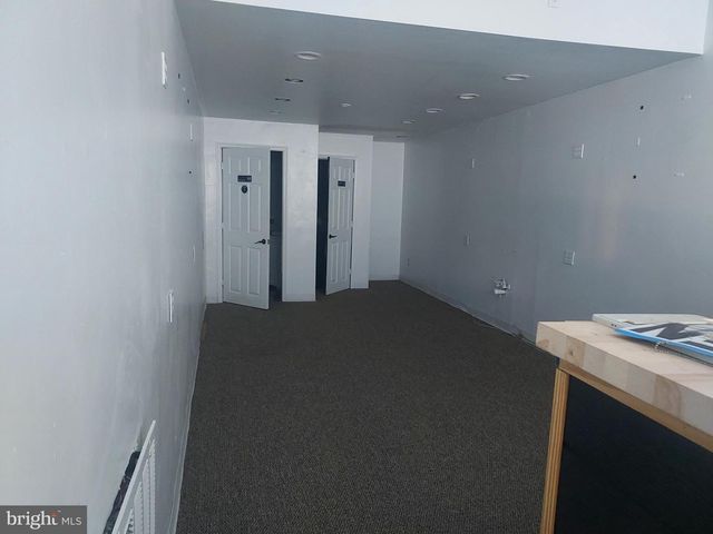 5302 WAYNE AVE, Philadelphia, PA 19144