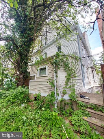 5302 WAYNE AVE, Philadelphia, PA 19144