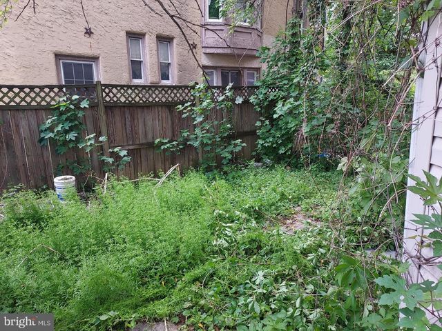 5302 WAYNE AVE, Philadelphia, PA 19144