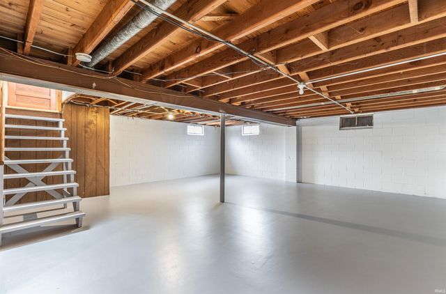 1321 Nelson Court, Evansville, IN 47714