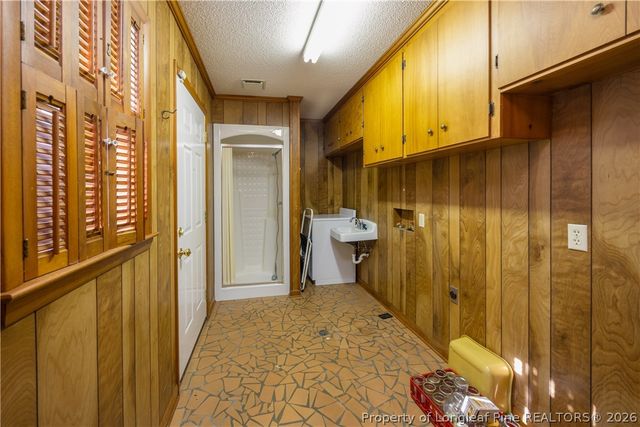 5424 Bonnetsville Road, Clinton, NC 28328