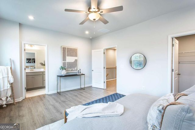 380 Sunset Hollow Street 04, Sugar Hill, GA 30518