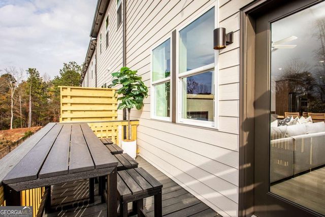 380 Sunset Hollow Street 04, Sugar Hill, GA 30518