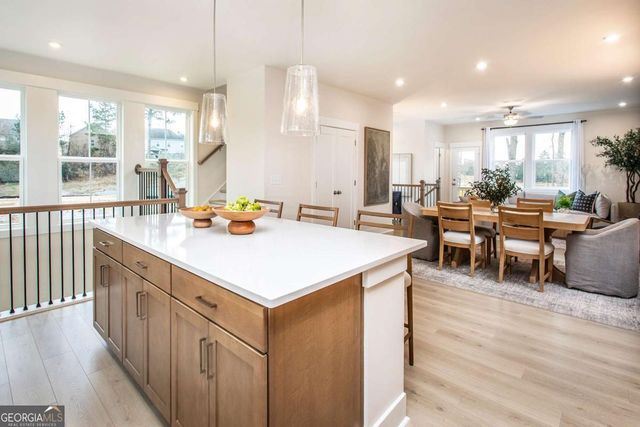 380 Sunset Hollow Street 04, Sugar Hill, GA 30518