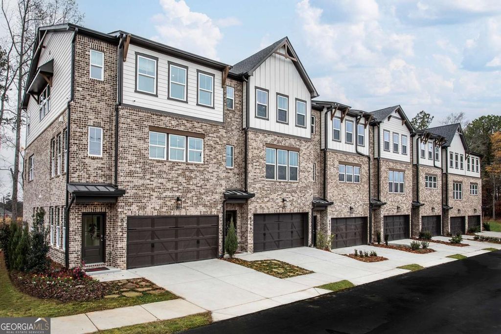 380 Sunset Hollow Street 04, Sugar Hill, GA 30518