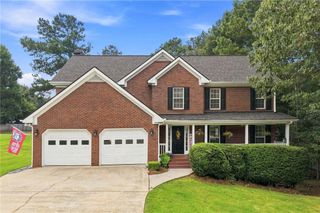5821 Silverthorn Drive, Flowery Branch, GA 30542
