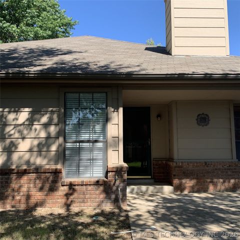 9534 E 76th Street, Tulsa, OK 74133