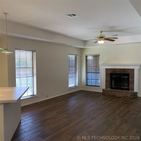 9534 E 76th Street, Tulsa, OK 74133