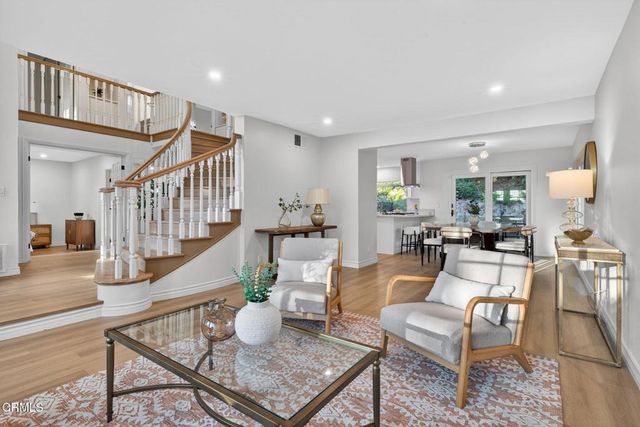 2225 Calle Riscoso, Thousand Oaks, CA 91362