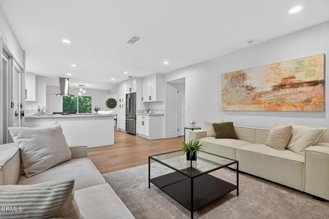 2225 Calle Riscoso, Thousand Oaks, CA 91362