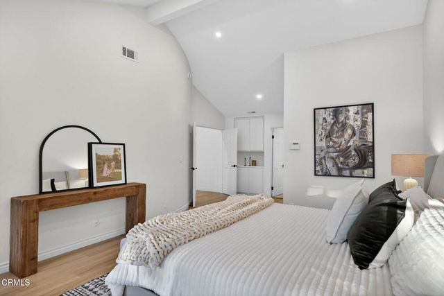 2225 Calle Riscoso, Thousand Oaks, CA 91362