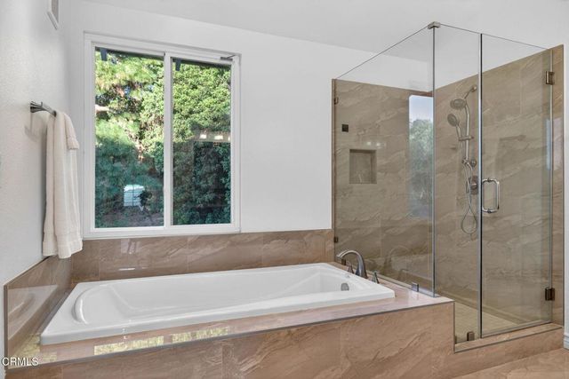 2225 Calle Riscoso, Thousand Oaks, CA 91362