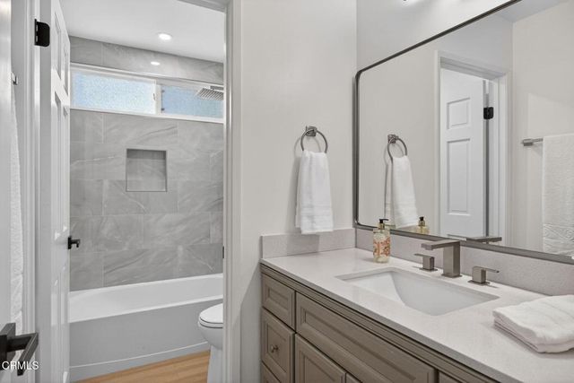 2225 Calle Riscoso, Thousand Oaks, CA 91362