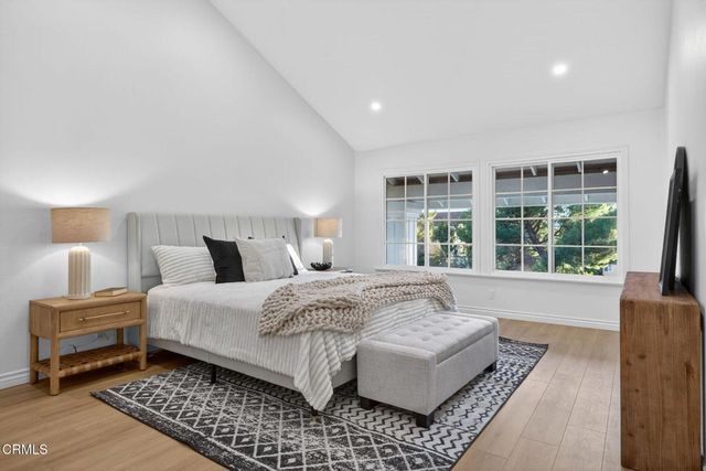 2225 Calle Riscoso, Thousand Oaks, CA 91362