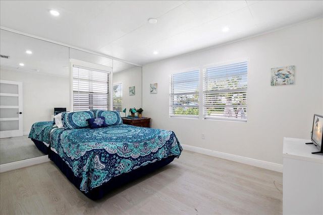 503 N PENNOCK Lane, Jupiter, FL 33458