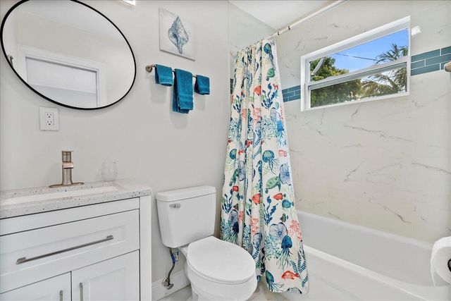 503 N PENNOCK Lane, Jupiter, FL 33458