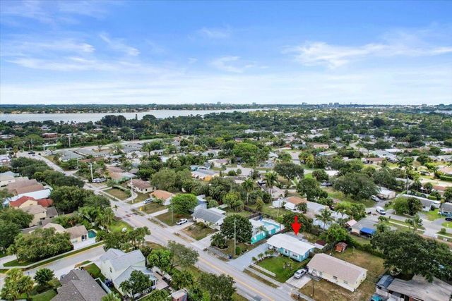 503 N PENNOCK Lane, Jupiter, FL 33458