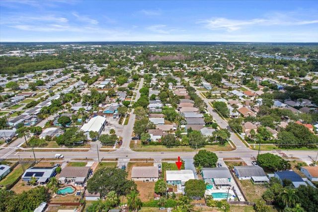 503 N PENNOCK Lane, Jupiter, FL 33458