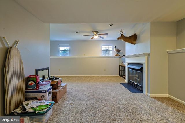 6104 LOCUST LN, Mechanicsburg, PA 17050