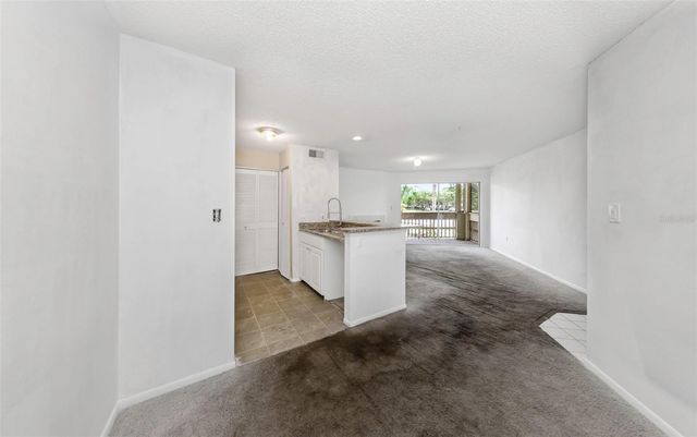 115 112TH AVENUE NE 703, St Petersburg, FL 33716