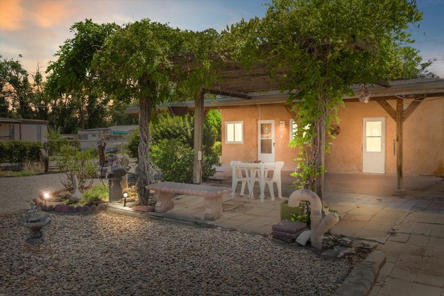 10426 4TH Street NW D, Albuquerque, NM 87114