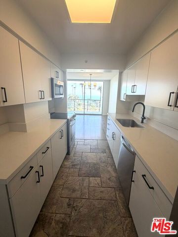 201 Ocean Avenue 408B, Santa Monica, CA 90402