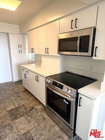 201 Ocean Avenue 408B, Santa Monica, CA 90402