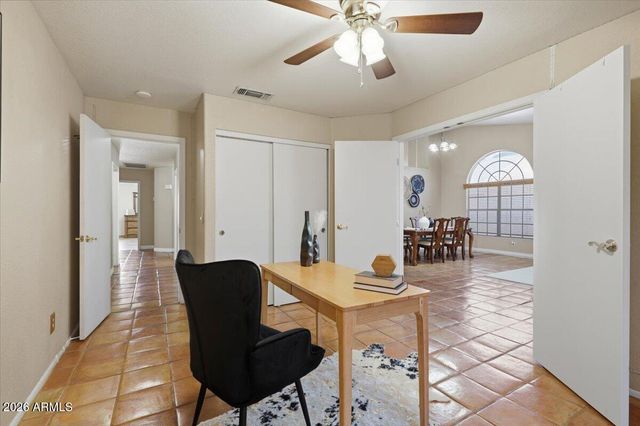 4346 W MISTY WILLOW Lane, Glendale, AZ 85310