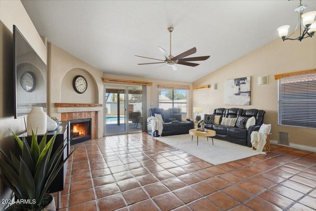 4346 W MISTY WILLOW Lane, Glendale, AZ 85310