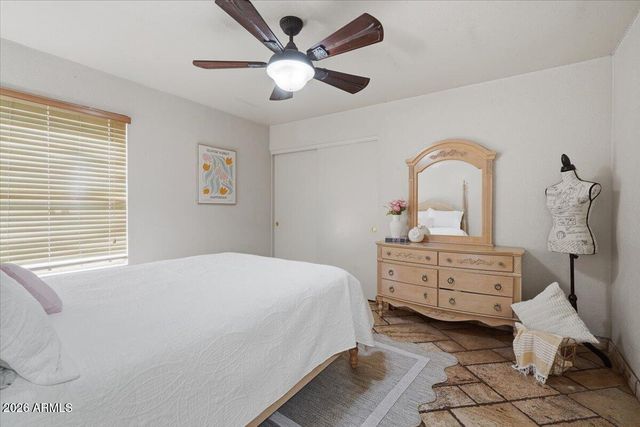 4346 W MISTY WILLOW Lane, Glendale, AZ 85310
